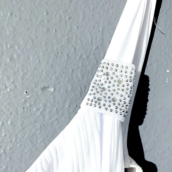 Pure White one shoulder LONG Maxi Dress - Picture 4 of 6